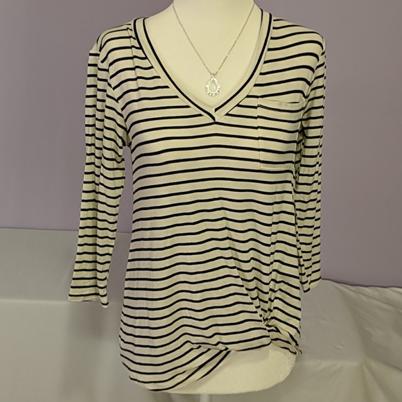 Moa Moa Tops - 🆑️5 for $10🆑️ 🆕 Moa Moa Striped Tie Tee